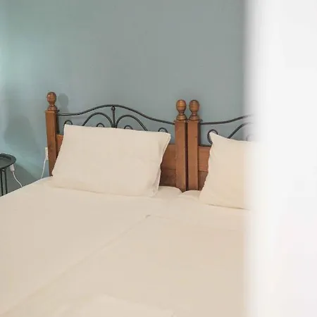 Apartment Pasithea Apts *