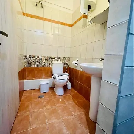 Pasithea Apts Almirida