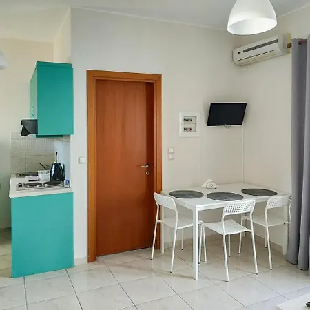 Pasithea Apts * Almirida