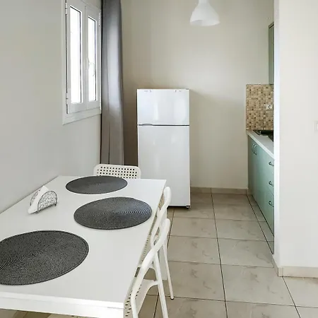 Apartmán Pasithea Apts Almirida