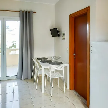 Pasithea Apts * Almirida